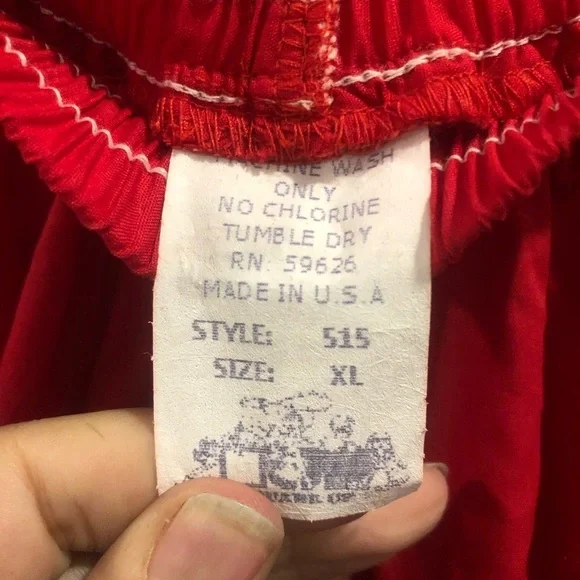 Red ruffle skirt - Picture 3 of 5